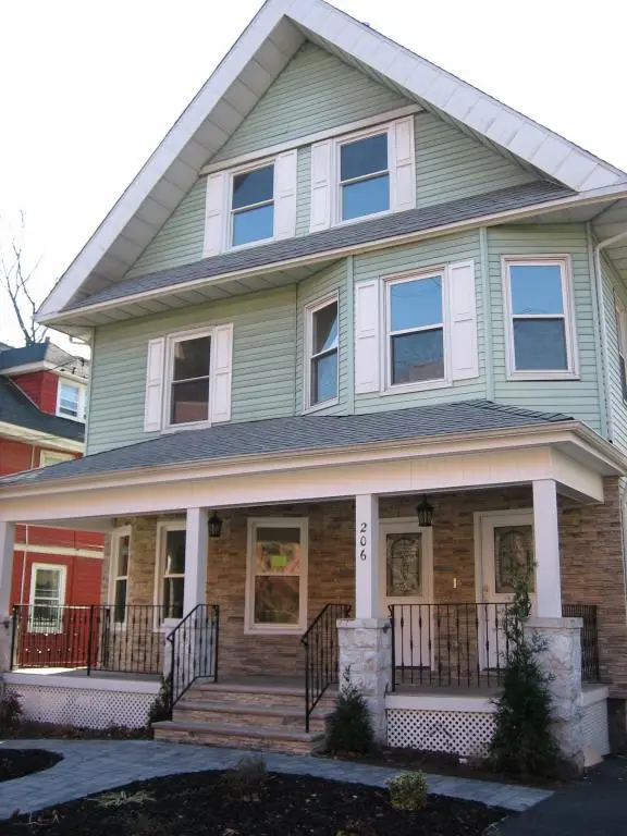 97 Gourley Ave, Clifton City, NJ 07013