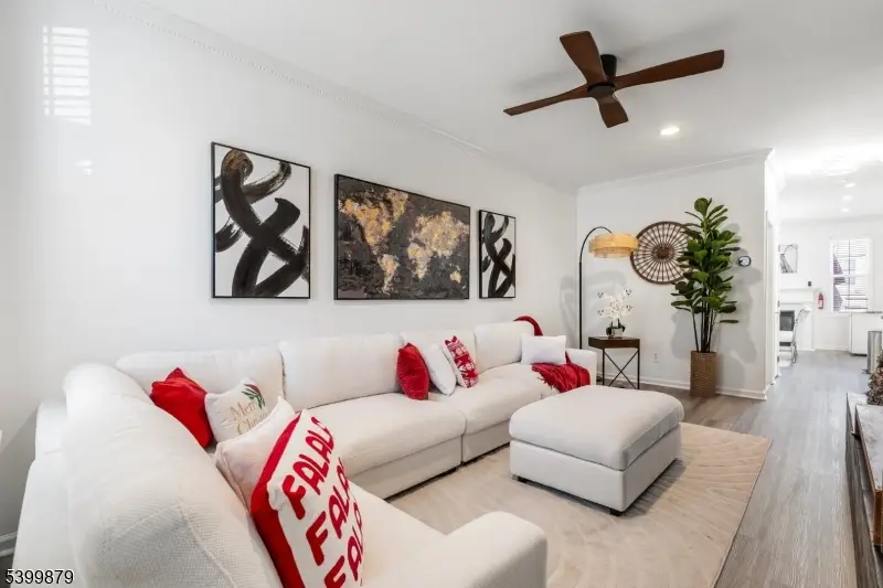 127 Stratford Dr, Nutley, NJ 07110 - Image #2