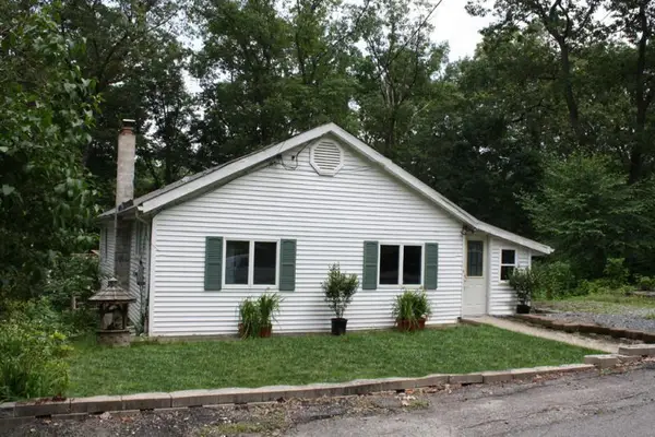 170 Donato Dr, Little Falls Twp., NJ 07424