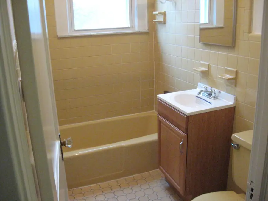 51 Surrey Ln, Clifton, NJ 07012 - Image #2