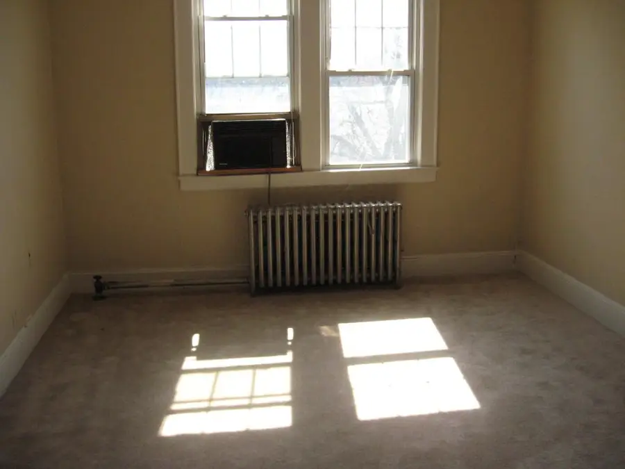 51 Surrey Ln, Clifton, NJ 07012 - Image #3