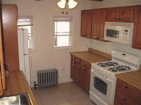 8 Fern Pl, Mount Arlington, NJ 07856 - Image #2