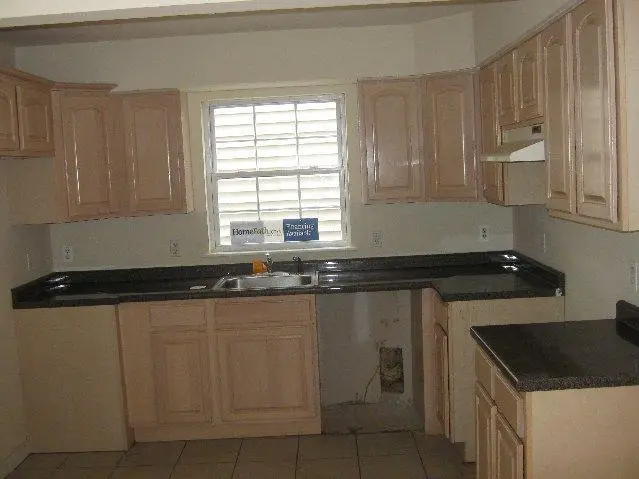 302 19th Ave, Paterson, NJ 07504 - Image #2