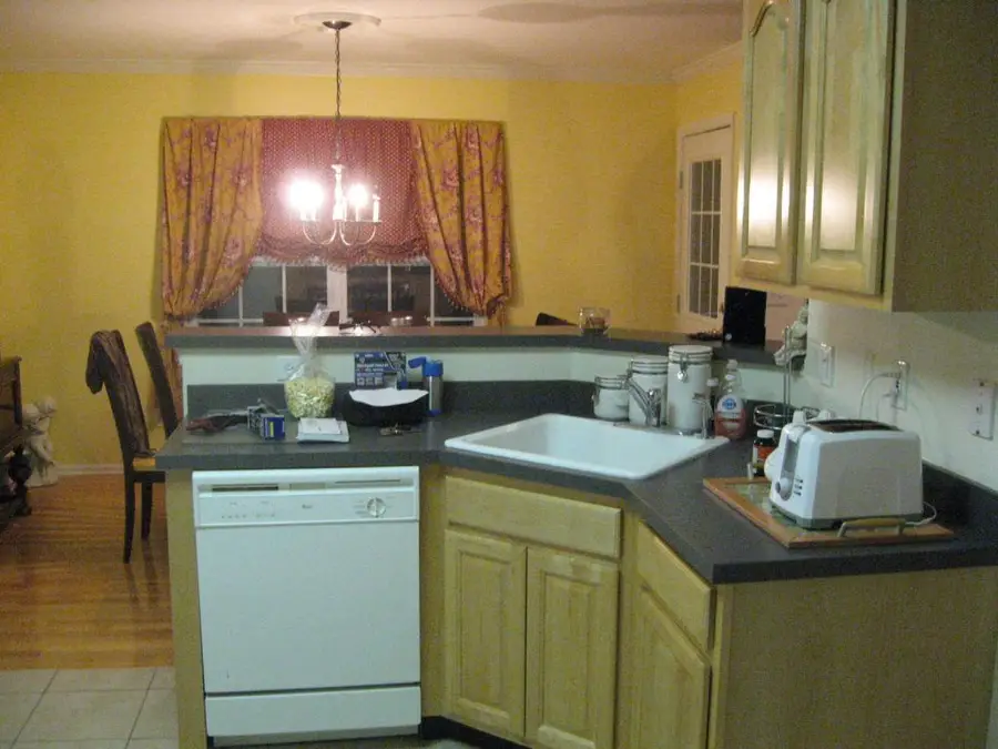 70 S Munn Ave #602, East Orange, NJ 07018 - Image #2