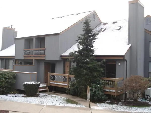 33 Glenbrook Rd, Ogdensburg Boro, NJ 07439