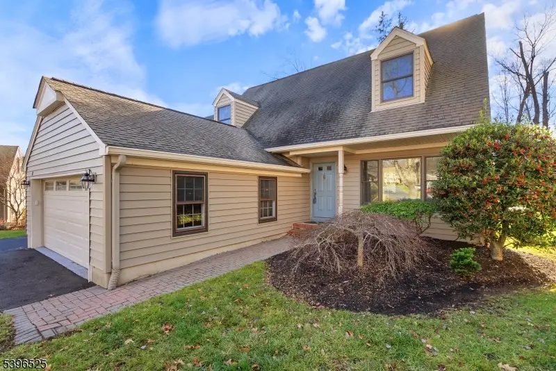 8 Forest Dale Dr, Harding Township, NJ 07976 - Image #2