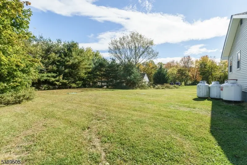 92 Clinton Ave, Anderson, NJ 07865 - Image #3