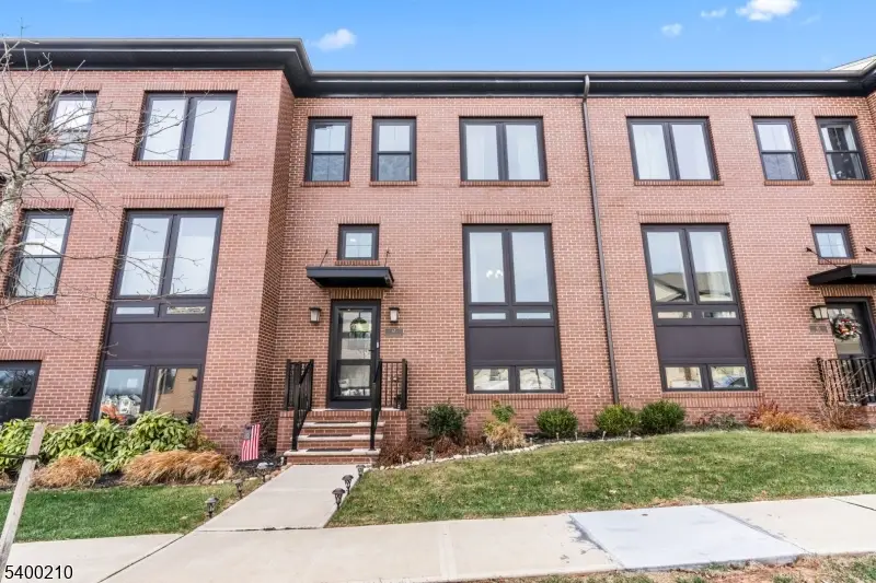 87 E Hartwick Dr, Montgomery, NJ 08558 - Image #3