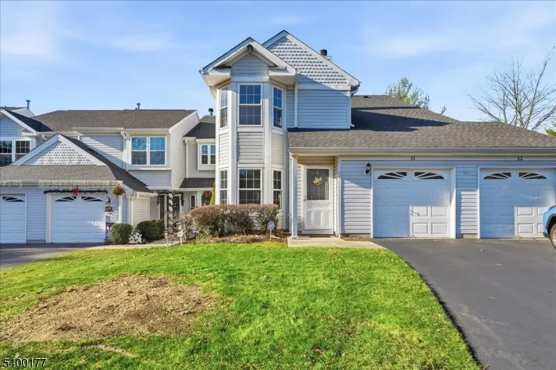 11 Letts Ct, Sayreville, NJ 08872 - Image #1