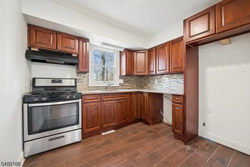 206 Brooklyn Mountain Rd, Hopatcong, NJ 07843 - Image #2