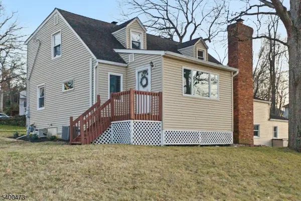 83 Mountain Blvd, Watchung Boro, NJ 07069