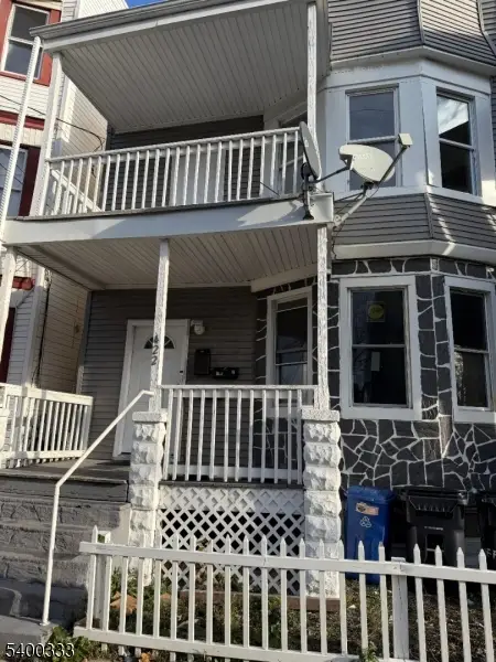 422 Jelliff Ave, Newark, NJ 07112 - Image #1