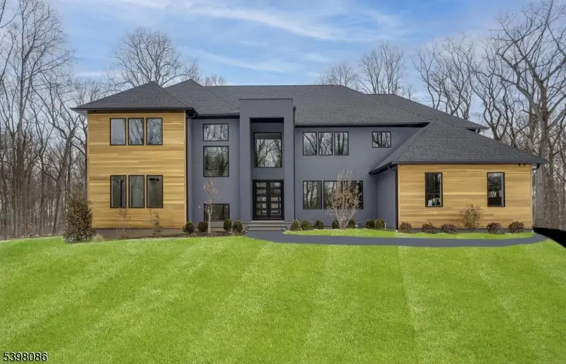 6 Harlow Pointe Cove, Green Brook Township, NJ 08812 - Image #1