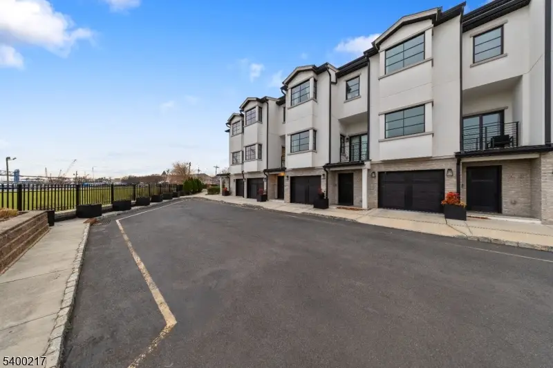 2 Harbor Front Plz, Elizabethport, NJ 07206 - Image #1