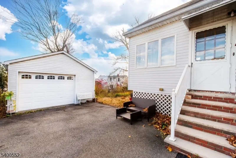 33 Graydon Terrace, Clifton, NJ 07013 - Image #2