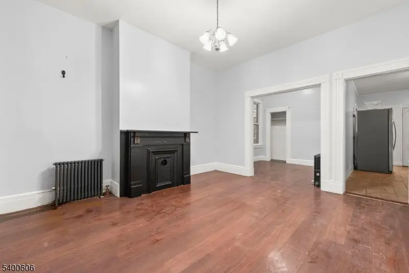 21 Olive St, Paterson, NJ 07501 - Image #3