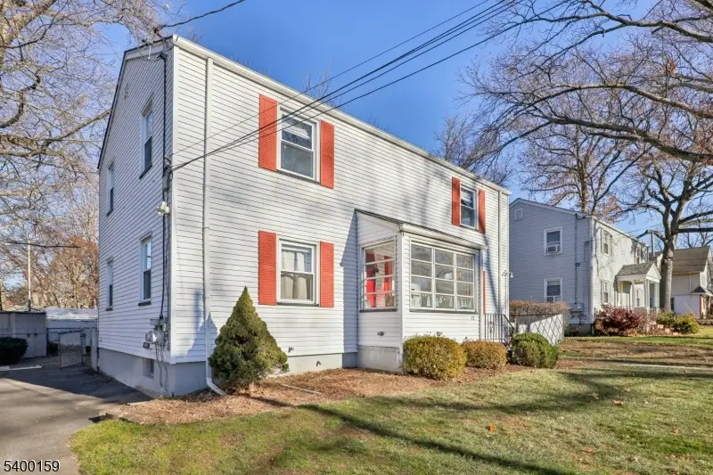 73 Horton Ave, Hawthorne, NJ 07506 - Image #2