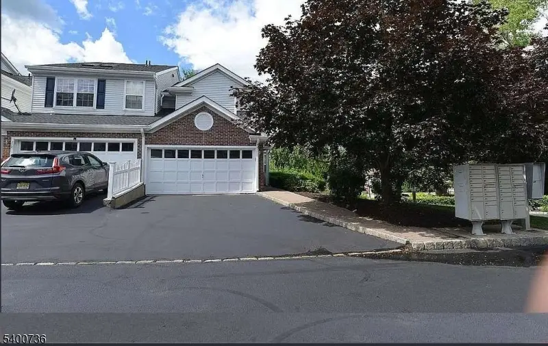 115 Sheffield Ct, Denville, NJ 07834 - Image #2