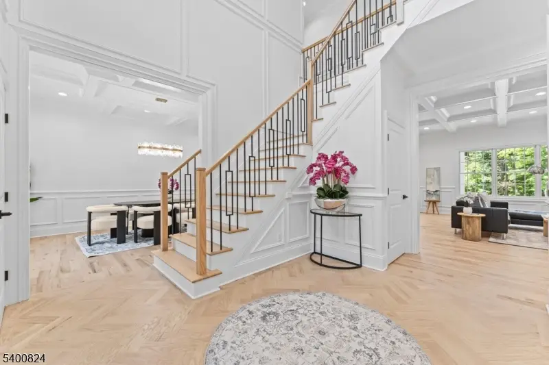 13 Harding Pl, Livingston, NJ 07039 - Image #2