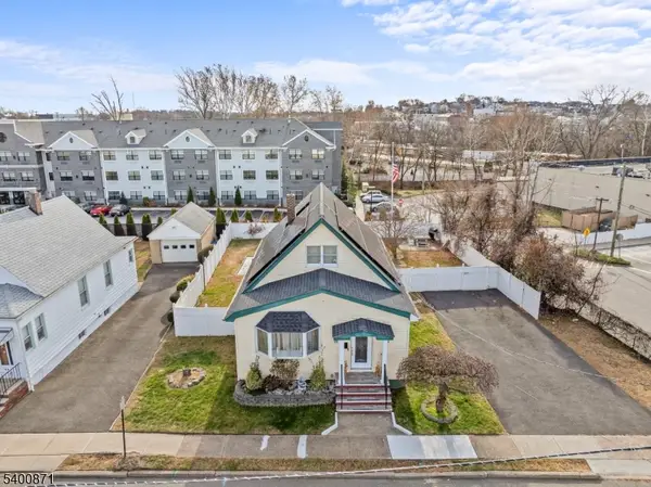 7-02 Lake St, Fair Lawn Boro, NJ 07410