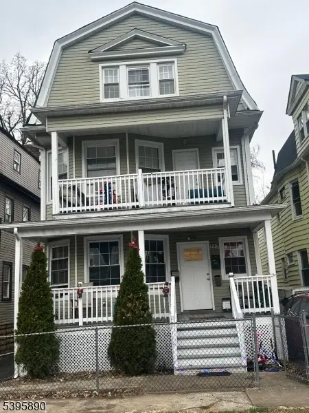 227 Amherst St, East Orange, NJ 07018 - #1