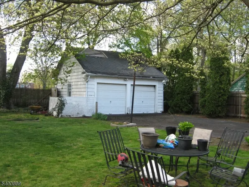 638 Sheridan Ave, Plainfield, NJ 07060 - Image #2
