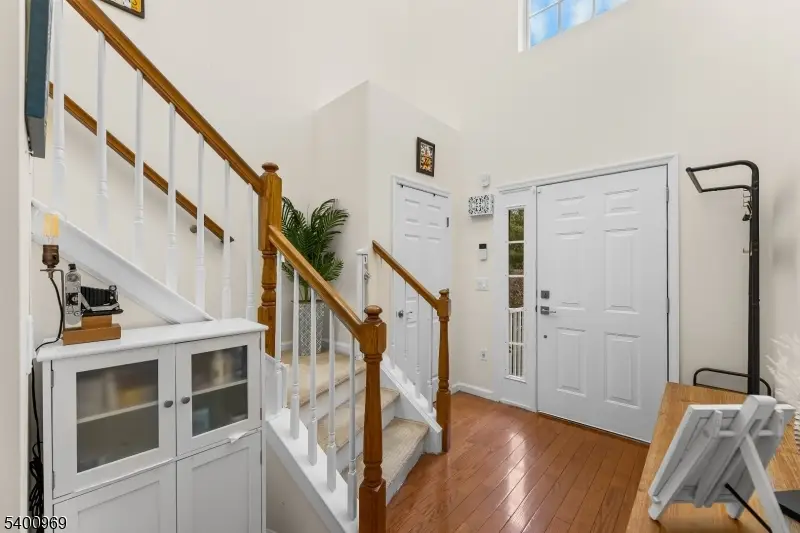 7 Edith Pl, Franklin Township, NJ 08873 - Image #2