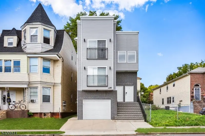 581 Bergen St, Newark, NJ 07108 - Image #1