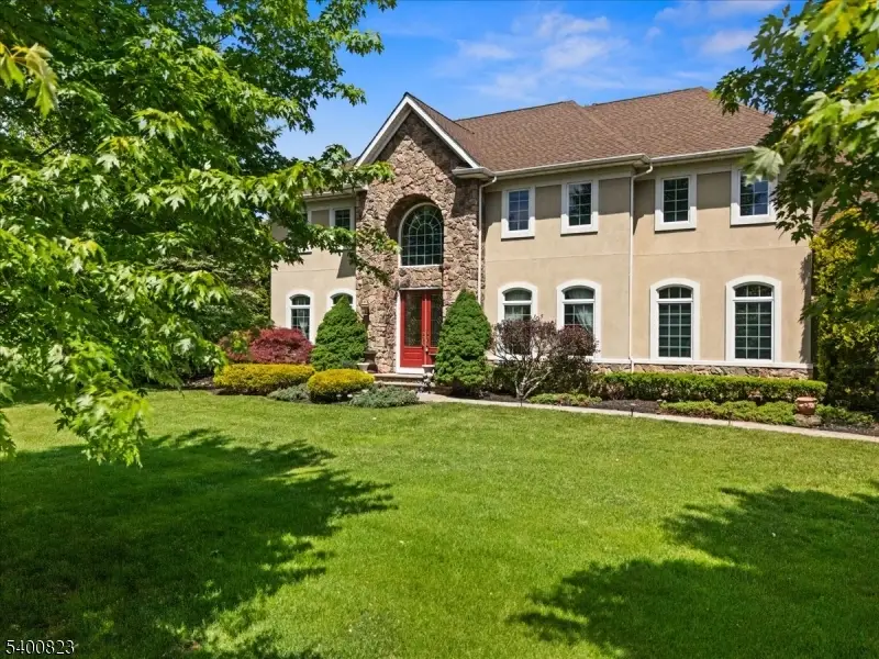 36 Saddlewood Ct, Montgomery, NJ 08502 - Image #2