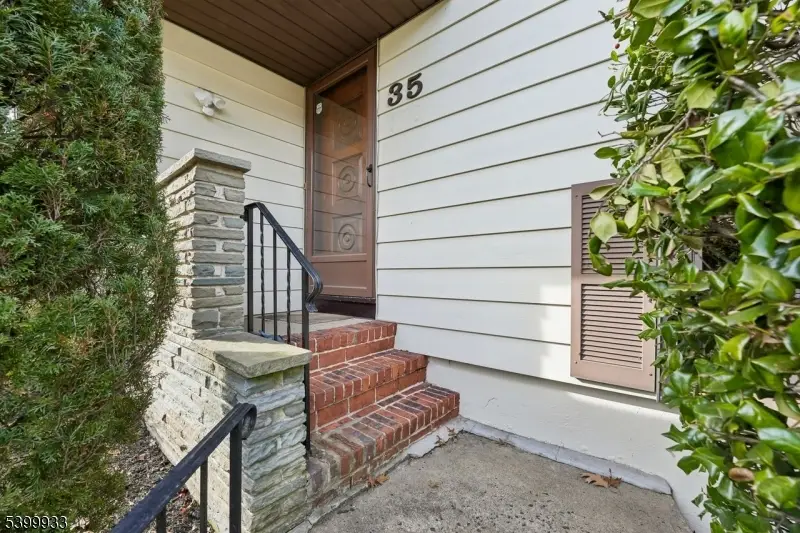 35 S Derby Rd, Springfield, NJ 07081 - Image #2