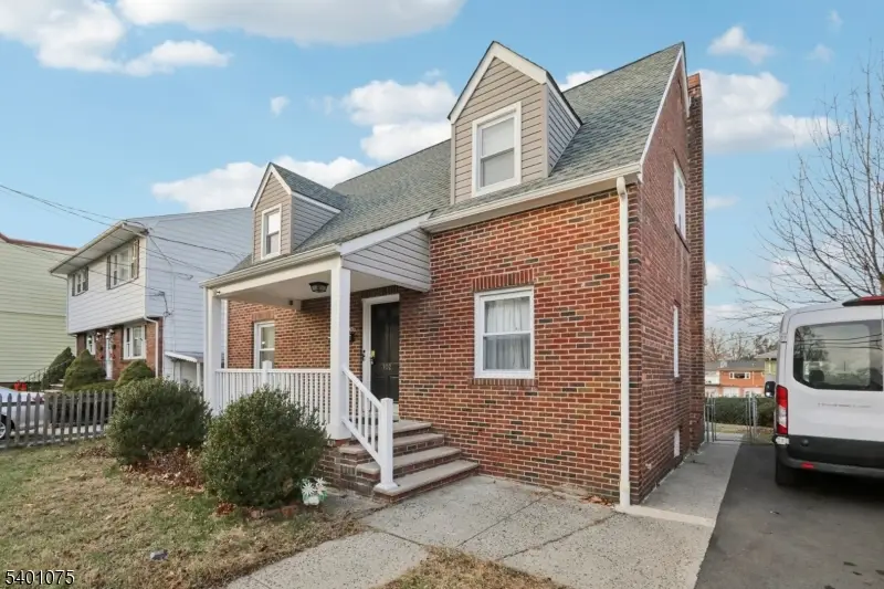 102 Sheridan Ave, Clifton, NJ 07011 - Image #2