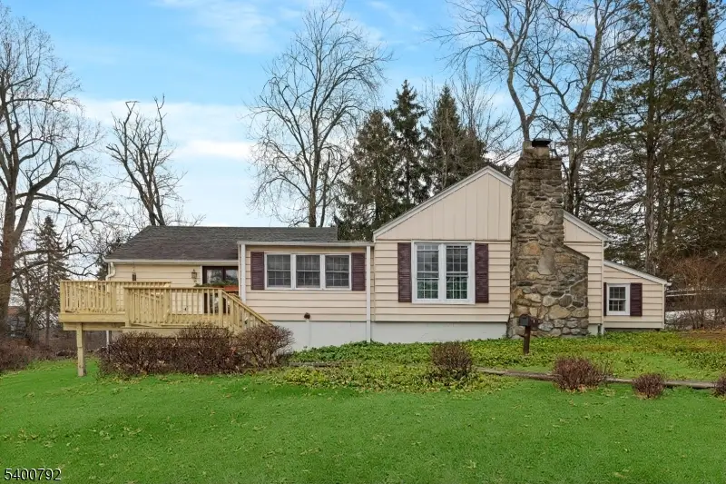 35 Seneca Trl, Lake Mohawk, NJ 07871 - Image #1