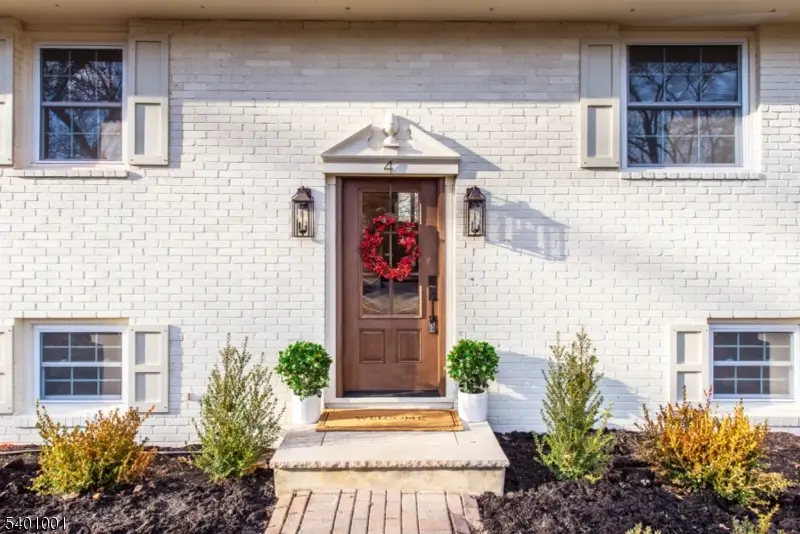 4 Barberry Rd, Morris, NJ 07960 - Image #3