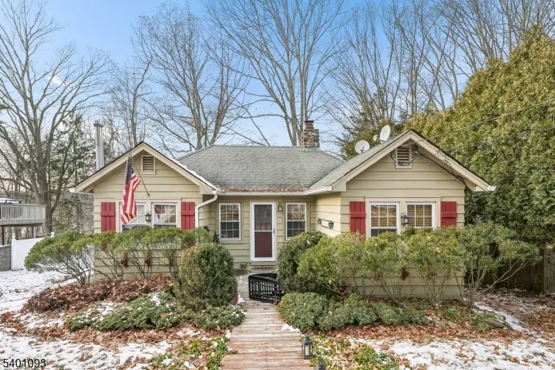 54 Hillside Rd, Lake Mohawk, NJ 07871 - Image #1