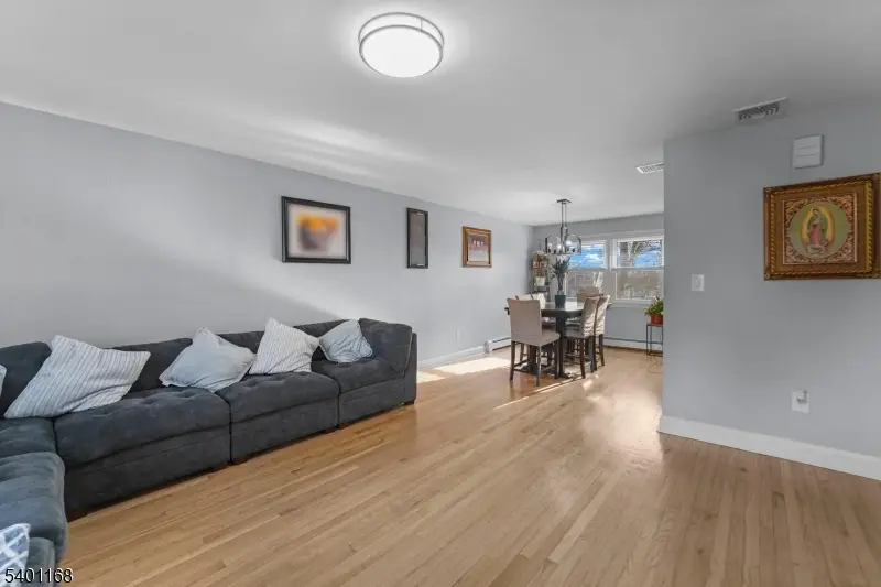 428 Helfin St, Bound Brook, NJ 08805 - Image #2