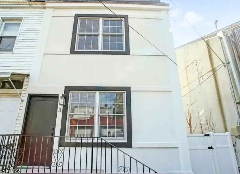 3 Minerva St, Jersey City, NJ 07304 - Image #2