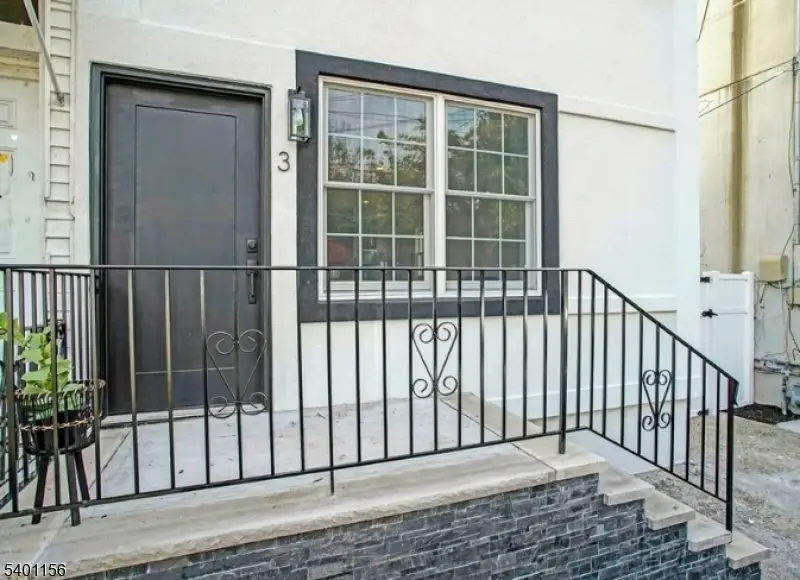 3 Minerva St, Jersey City, NJ 07304 - Image #3