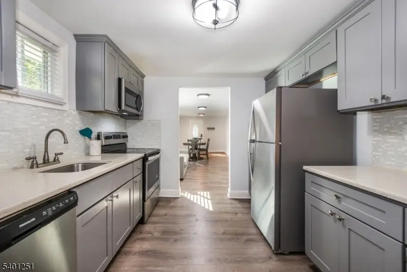 826 Green Pond Rd, Rockaway Township, NJ 07866 - Image #3