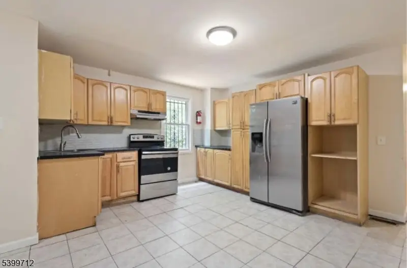 70 Sherman Ave, Newark, NJ 07114 - Image #2