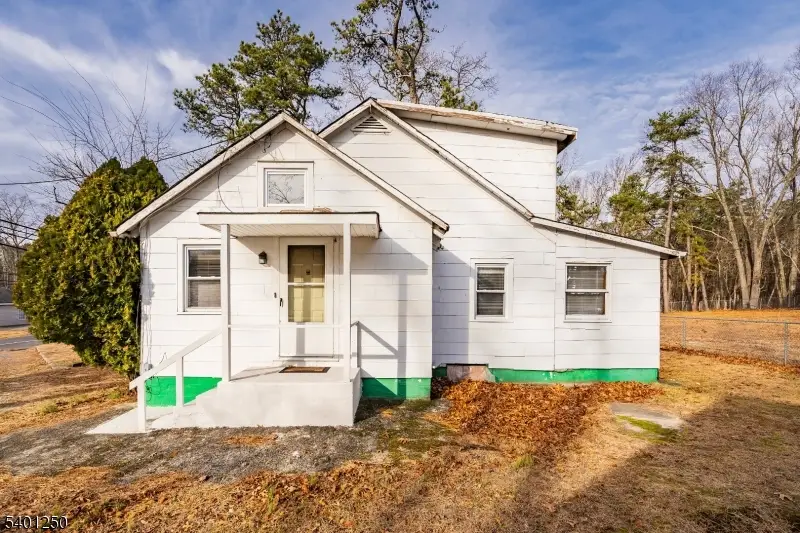 491 Lakehurst Rd, Browns Mills, NJ 08015 - Image #1