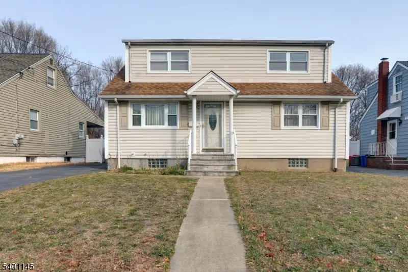 186-188 Sherwood Ave, Paterson, NJ 07502 - Image #1