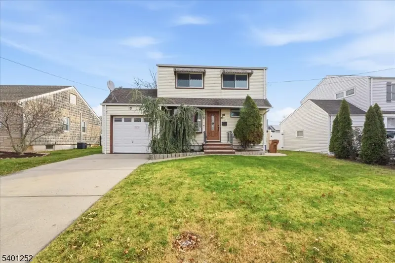 527 Birchwood Rd, Linden, NJ 07036 - Image #1