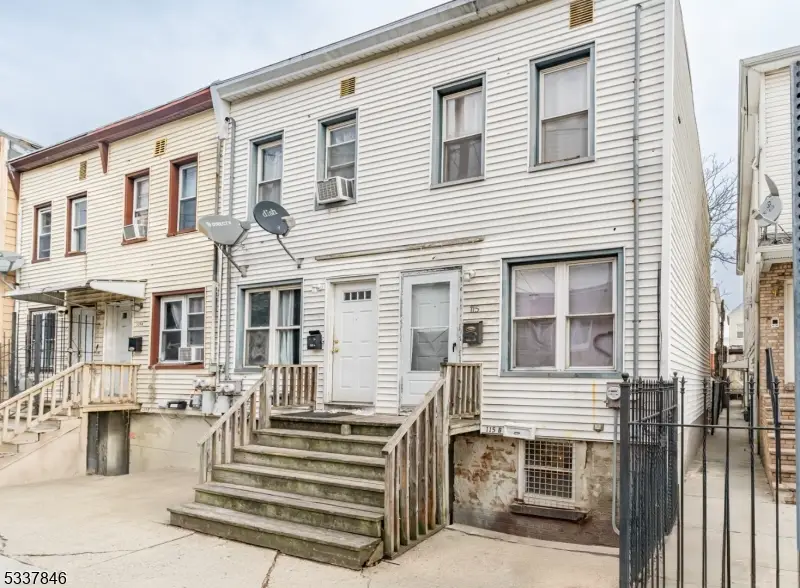 117 Highland Ave, Newark, NJ 07104 - Image #1