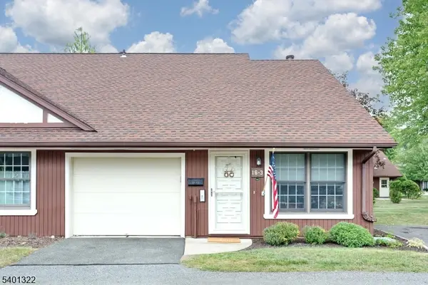 16-3 Tamaron Dr, Waldwick Boro, NJ 07463