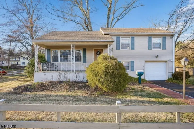 9 Brooklake Rd, Florham Park, NJ 07932 - Image #1