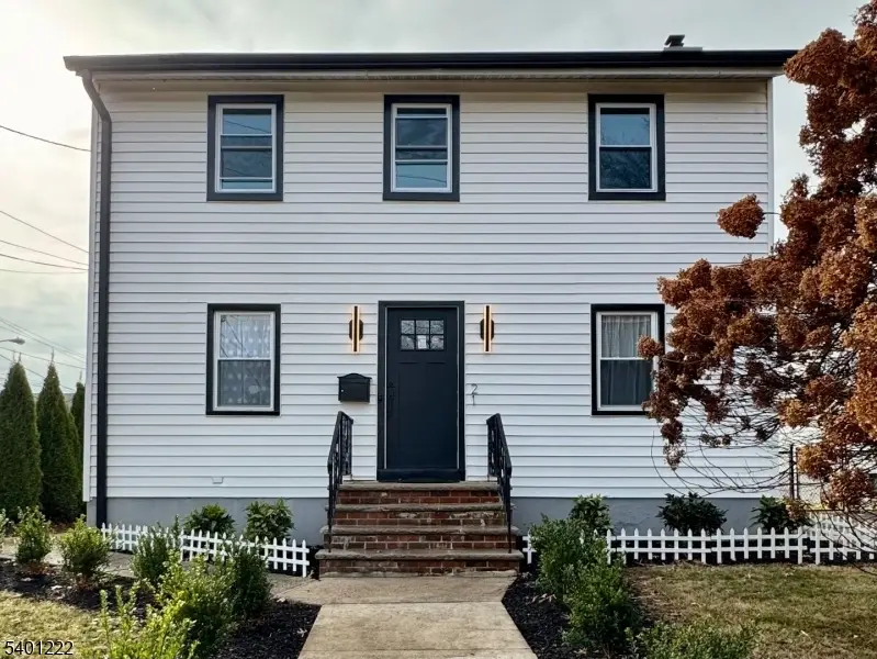 21 Lombardy Pl, Maplewood, NJ 07040 - Image #1