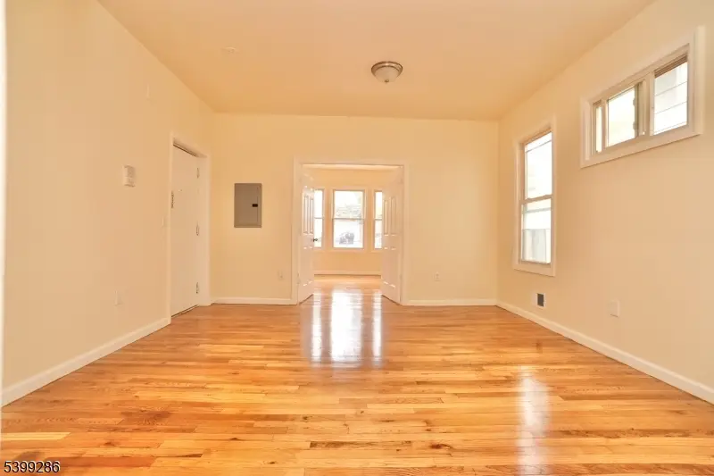 388-392 Chadwick Ave, Newark, NJ 07112 - Image #3