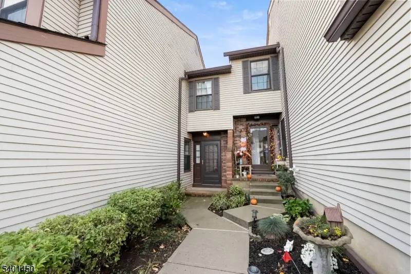 110 Bayberry Dr, Franklin Township, NJ 08873 - Image #3