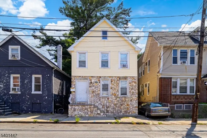 64 Willoughby St, Newark, NJ 07112 - Image #1