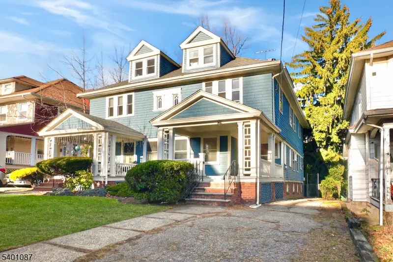 9 Hawthorne Pl, Montclair, NJ 07042 - Image #2